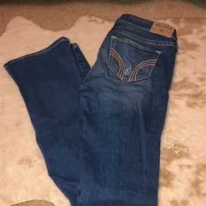 HOLLISTER BOOT CUT JEANS SIZE 3R